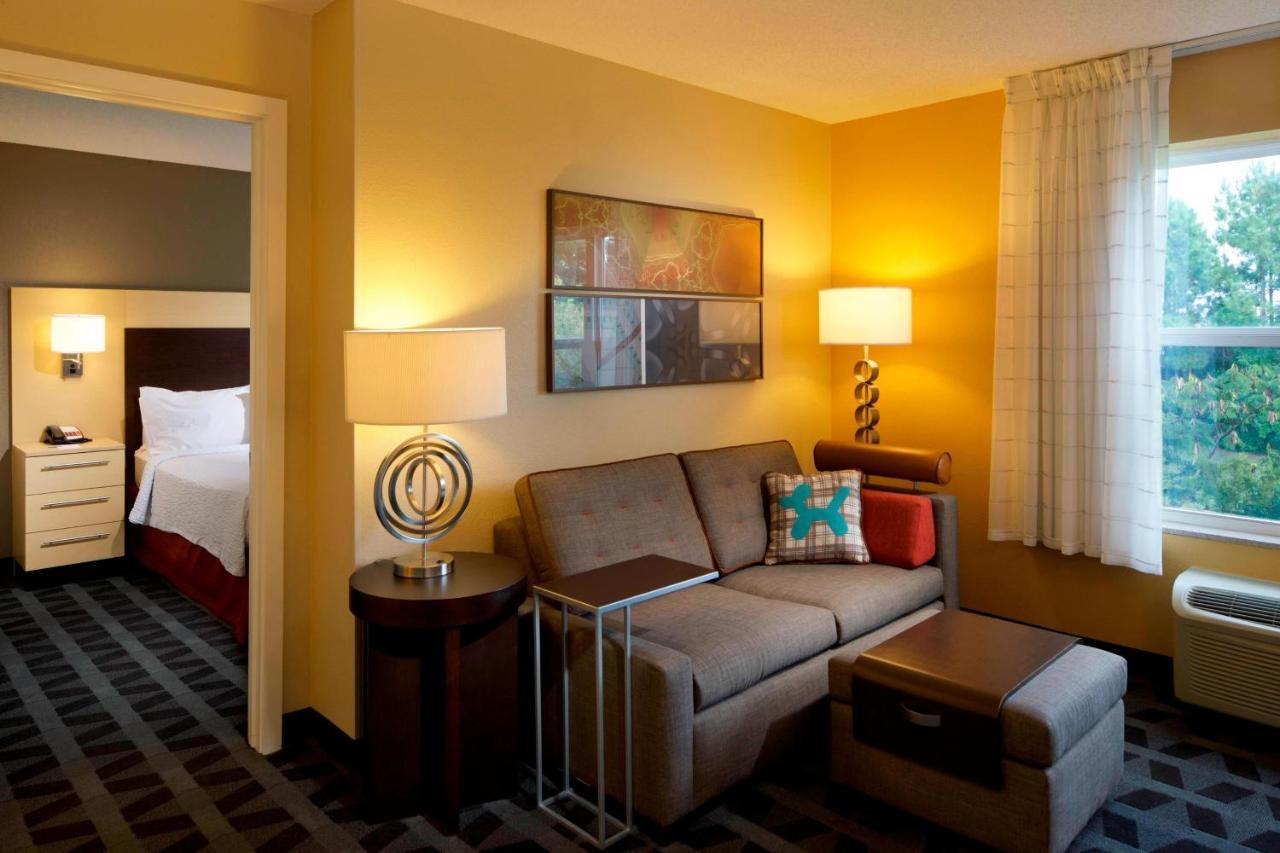 Towneplace Suites By Marriott Jacksonville Bagian luar foto