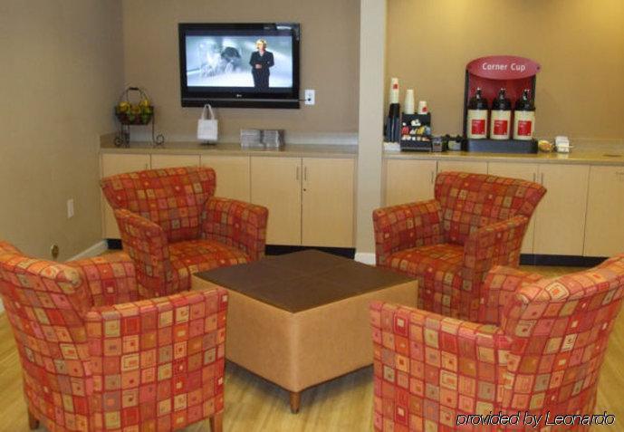 Towneplace Suites By Marriott Jacksonville Bagian luar foto