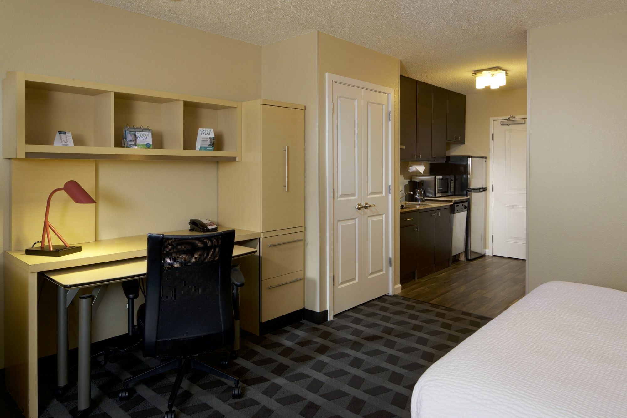 Towneplace Suites By Marriott Jacksonville Bagian luar foto